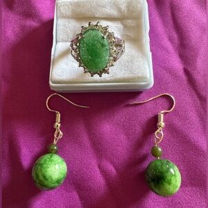 Genuine jade 5-6 ct oval silver plated ring size 7 earrings set